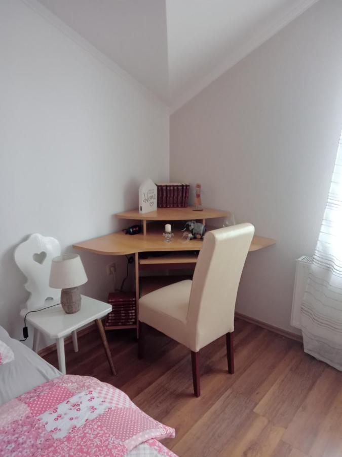 Apartman Bepo Госпич Экстерьер фото
